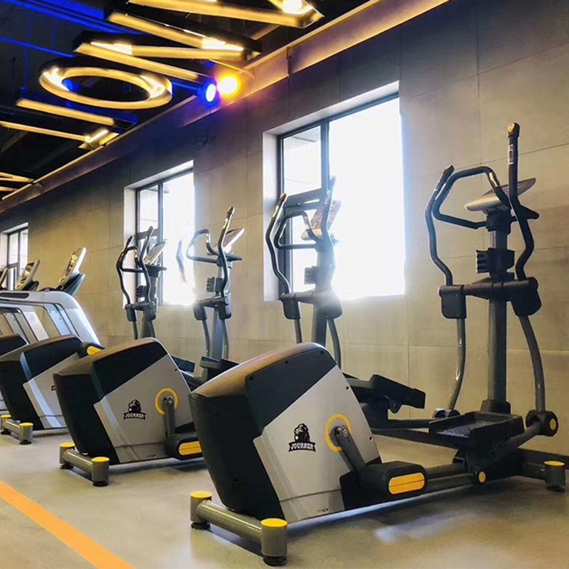 Commercial Magnetic Elliptical Trainer - Image 2